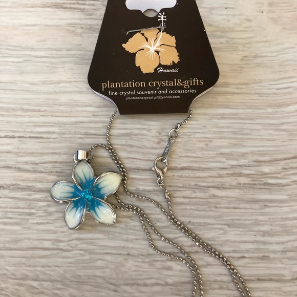 NWT Hawaiian Silver PLUMERIA Pendant Necklace - Picture 3 of 8